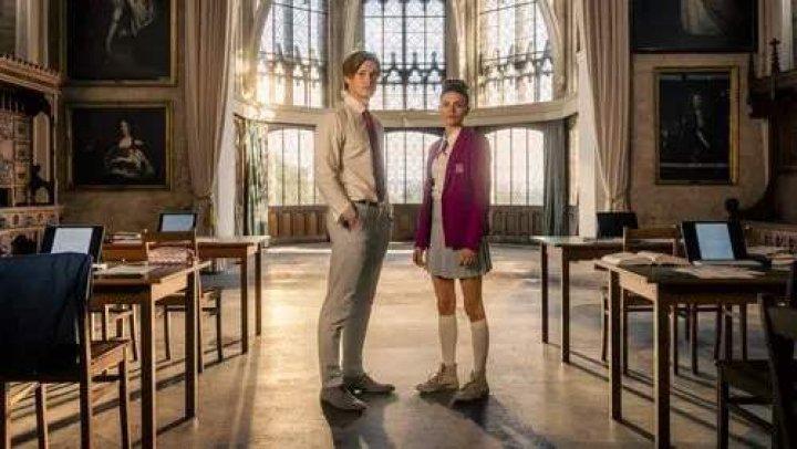 مسلسل Maxton Hall الحلقة 1 مترجمة | للكبار فقط +18