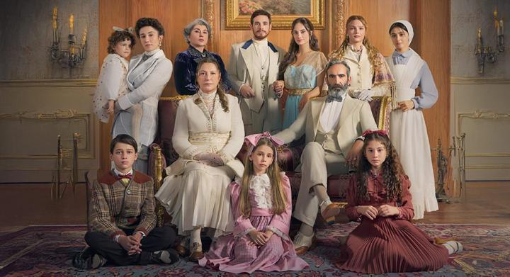 مسلسل عائلة شاكر باشا الحلقة 10 مترجم